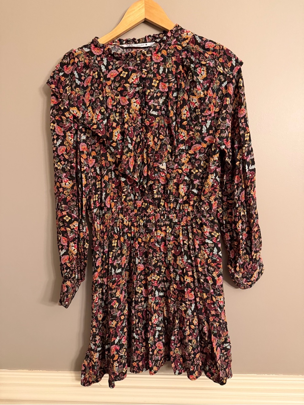 Zara Floral Metallic Gold Shimmer Thread Ruffle Smocked Elastic Waist Dress M